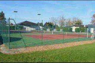 TENNIS CLUB COUR-CHEVERNY