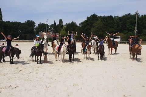 Chartres Equitation